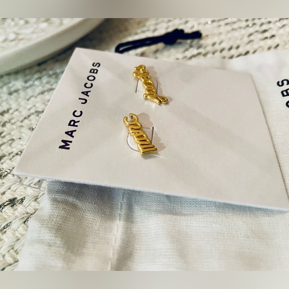 NWT! Authentic Marc Jacobs earrings + dust bag - Picture 3 of 6